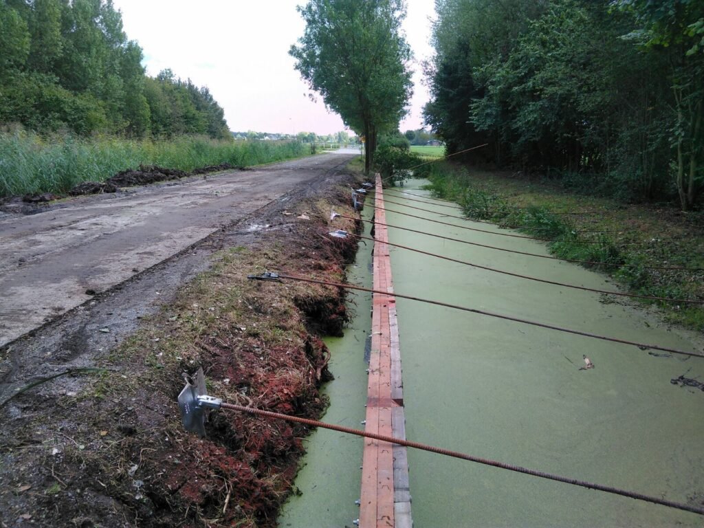 Houten damwand Broekgraaf, Leerdam – MRS Waterbouw (beeld 6)