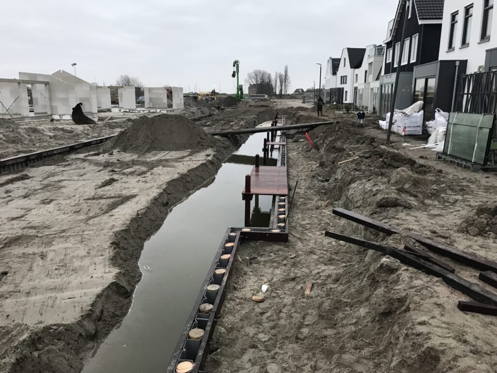 Steigers en afmeervoorzieningen, De Krijgsman – MRS Waterbouw (beeld 3)