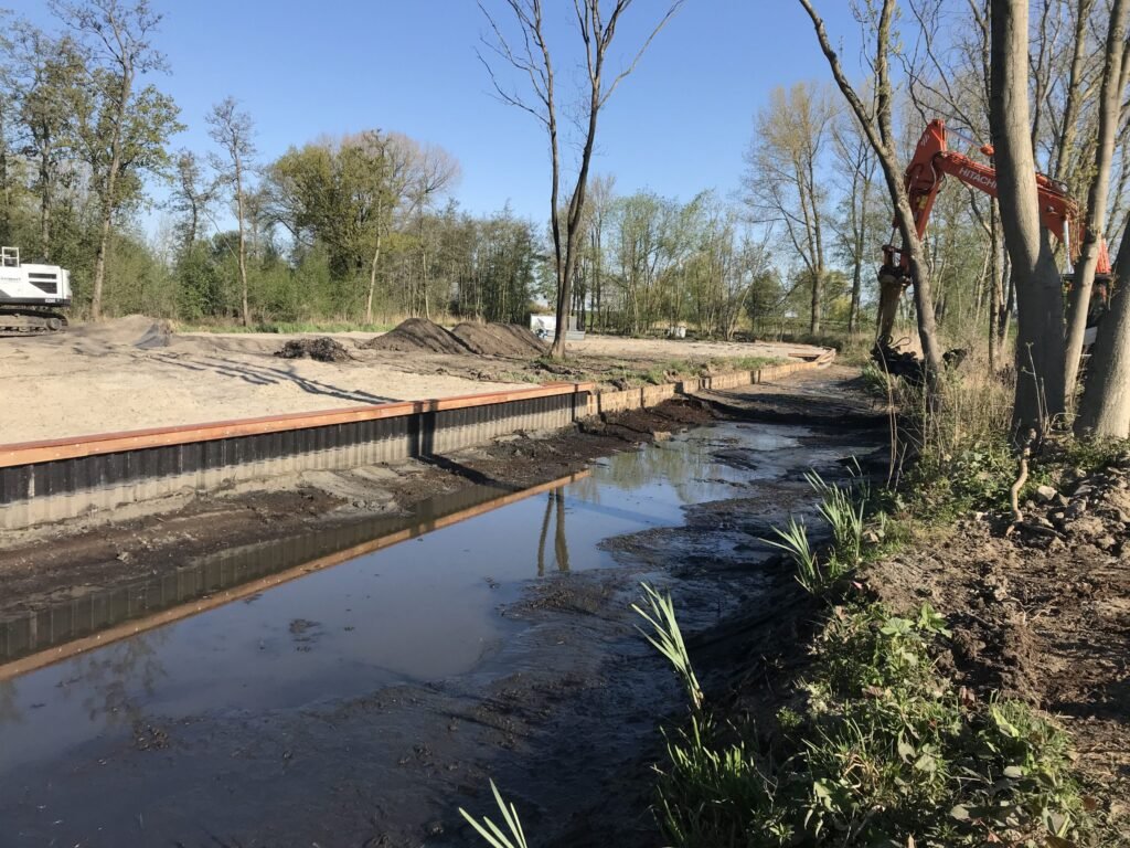 Grondwerken watergangen, De Krijgsman – MRS Waterbouw (beeld 5)