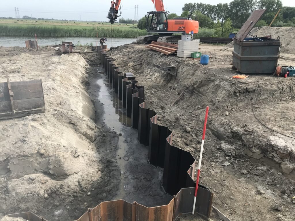 Stalen damwand Schiploods, Leeuwarden – MRS Waterbouw (beeld 4)